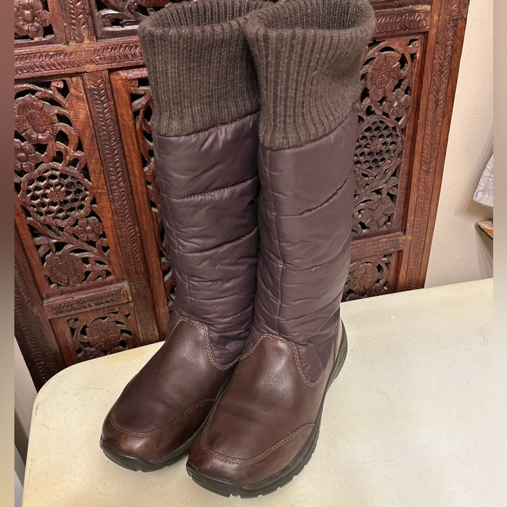 UGG Boots Womens 7 MATILDA 1904 Brown Vibram Puffer Quilted Waterproof